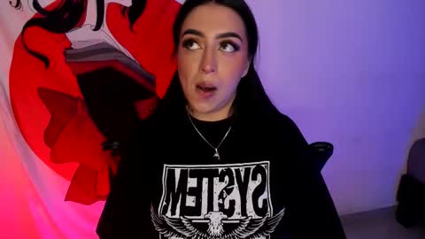 Snapshot of annikamerliahh_ chatting on 10.22.25 Annika online show from 10.22.25