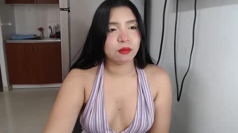 Snapshot of anntonella_squirt chatting on 10.02.25 anntonella_squirt online show from 10.02.25