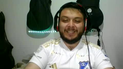 lion kennedy independent model moderator online show from 11.08.25