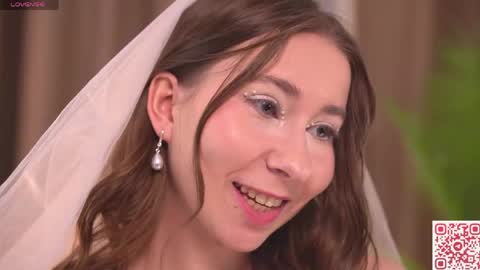 Annuetta online show from 05.17.26