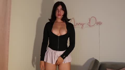 Anny online show from 01.24.25