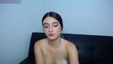 Anny online show from 12.22.25