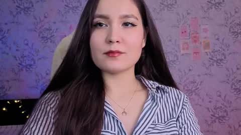 Snapshot of anny_shine chatting on 11.04.25 Annie online show from 11.04.25