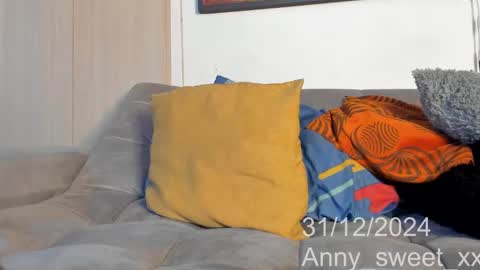 BABY ANNY   INSTAGRAM Annycutie20 online show from 12.31.24