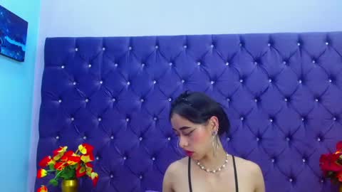Anny online show from 02.14.25
