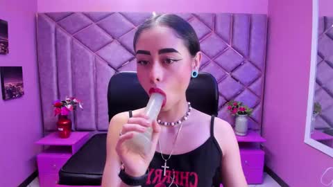 Anny online show from 10.04.25