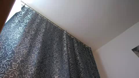 Anna online show from 04.04.26