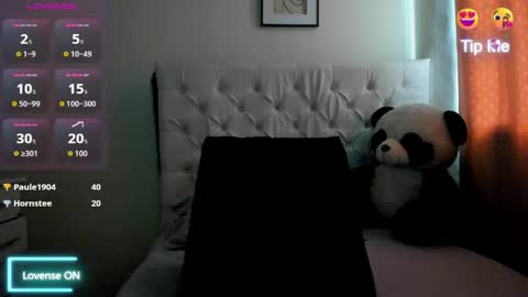 Melani online show from 04.11.26