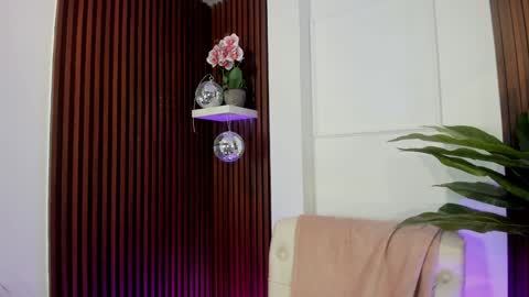 Ana online show from 12.28.24