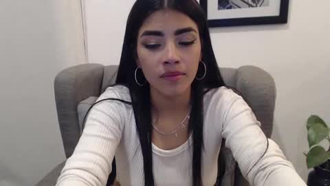 Snapshot of annyt_ chatting on 03.03.25 anny online show from 03.03.25