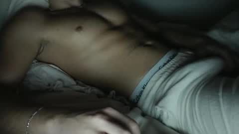 Snapshot of anonyhot13 chatting on 11.05.25 Fitanony13 online show from 11.05.25