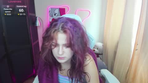 Anora online show from 09.29.25