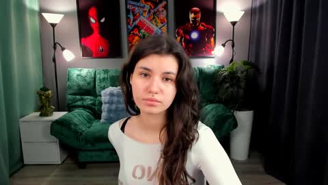 Snapshot of anoradark chatting on 04.05.26 Anora online show from 04.05.26