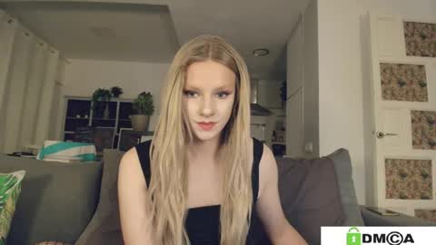 Snapshot of anorsel chatting on 05.14.26 Sexy Ladybug online show from 05.14.26