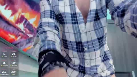 Snapshot of anrallmgbj472a chatting on 10.04.25 anrallmgbj472a online show from 10.04.25