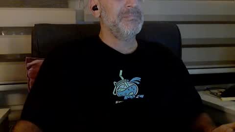 Snapshot of antheris chatting on 10.04.25 antheris online show from 10.04.25