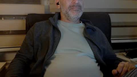 Snapshot of antheris chatting on 10.06.25 antheris online show from 10.06.25