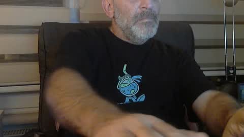 Snapshot of antheris chatting on 11.05.25 antheris online show from 11.05.25