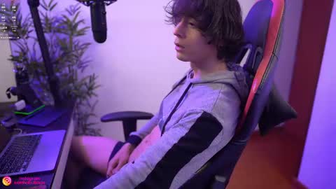 Anthony Buitrago Independent model online show from 02.28.25