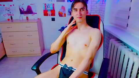 anthony_broown online show from 12.08.24