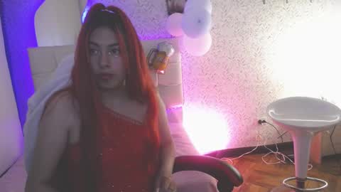 Snapshot of antia_x chatting on 10.04.25 antia_x online show from 10.04.25