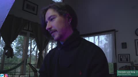 Snapshot of antinoo_gnothi chatting on 01.09.25 Antinoo Gnothi online show from 01.09.25