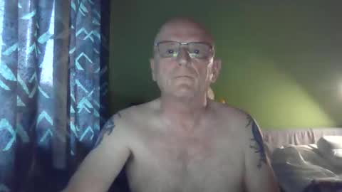 Snapshot of antmatt2025 chatting on 05.27.26 antmatt2025 online show from 05.27.26