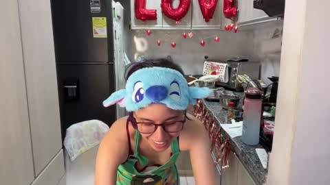 Snapshot of anto_sweet18 chatting on 02.14.25 My birthday is on december 2nd surprise me with a gift from my amazonlist online show from 02.14.25