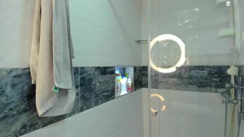 Snapshot of anto_sweet18 chatting on 03.03.25 My birthday is on december 2nd surprise me with a gift from my amazonlist online show from 03.03.25