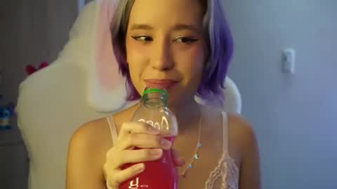 Snapshot of anto_sweet18 chatting on 09.12.25 My birthday is on december 2nd surprise me with a gift from my amazonlist online show from 09.12.25