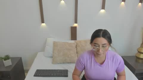 Snapshot of antonella_cutie_ chatting on 01.30.25 A N T O N E L L A online show from 01.30.25