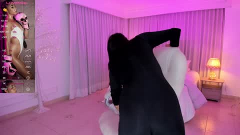  Antonella Grayy  online show from 01.18.25