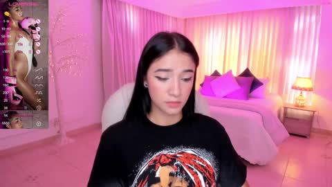  Antonella Grayy  online show from 01.20.25