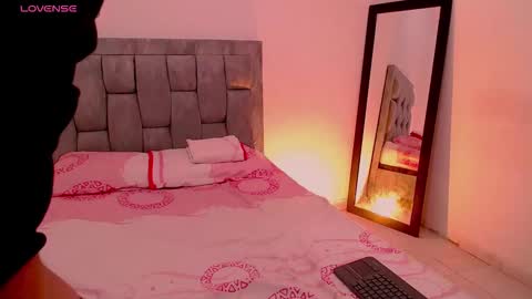 Antonella online show from 03.05.26