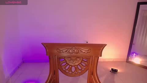 Anne  online show from 09.20.25