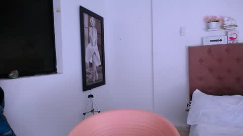 antonella online show from 01.08.25