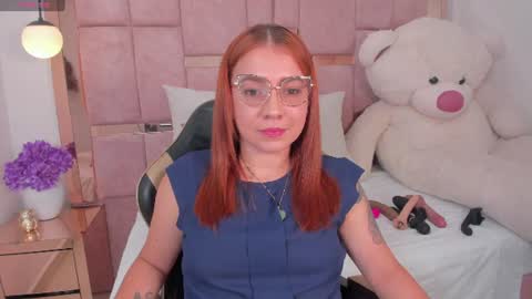 Snapshot of antonella_moon7 chatting on 07.10.26 Antonella Moon 7 online show from 07.10.26