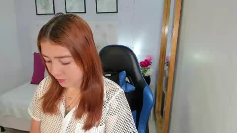 Snapshot of antonella_moon7 chatting on 07.29.26 Antonella Moon 7 online show from 07.29.26