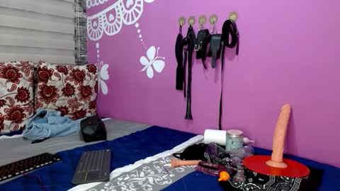 AntonellaAndNoah online show from 02.07.26