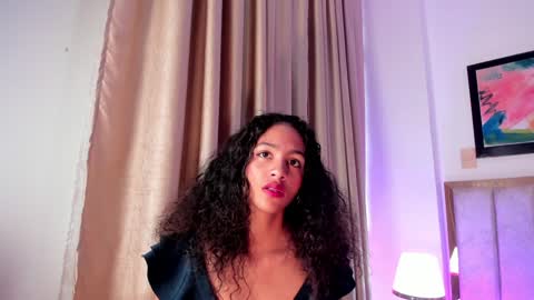 AntonellaHall  online show from 01.24.25