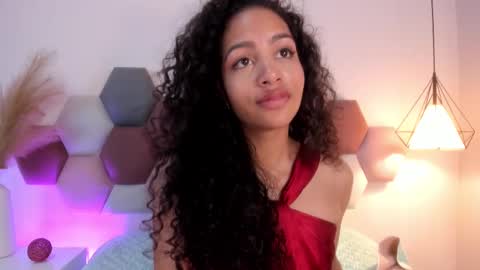 AntonellaHall  online show from 02.15.25