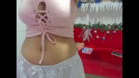 Snapshot of antonellakling_ chatting on 12.26.24 ANTONELLA online show from 12.26.24