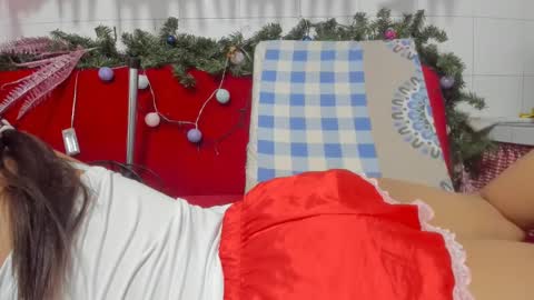 Snapshot of antonellakling_ chatting on 12.29.24 ANTONELLA online show from 12.29.24