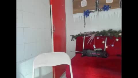 Snapshot of antonellakling_ chatting on 12.31.24 ANTONELLA online show from 12.31.24