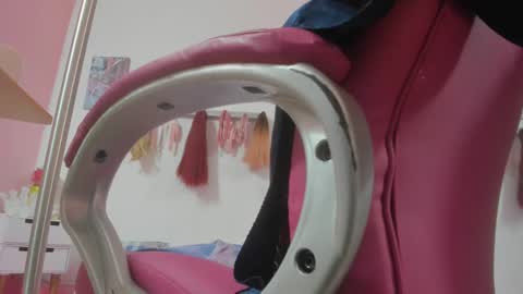 Snapshot of antonellakling_ chatting on 01.30.25 ANTONELLA online show from 01.30.25