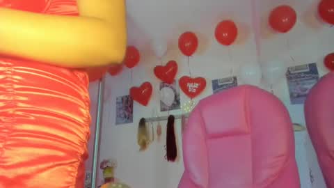 Snapshot of antonellakling_ chatting on 02.15.25 ANTONELLA online show from 02.15.25