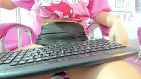 Snapshot of antonellakling_ chatting on 09.26.25 ANTONELLA online show from 09.26.25