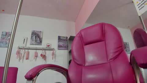 Snapshot of antonellakling_ chatting on 10.06.25 ANTONELLA online show from 10.06.25