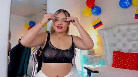 Snapshot of antonellamarchetti_ chatting on 06.25.26 Antonella online show from 06.25.26