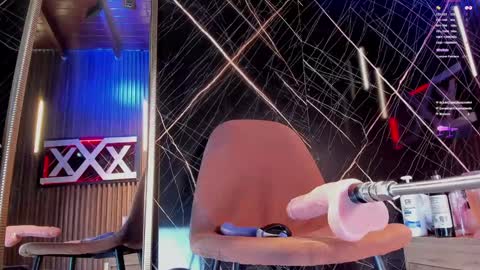 Snapshot of antonellarussel chatting on 12.20.24 Antonella Russel online show from 12.20.24